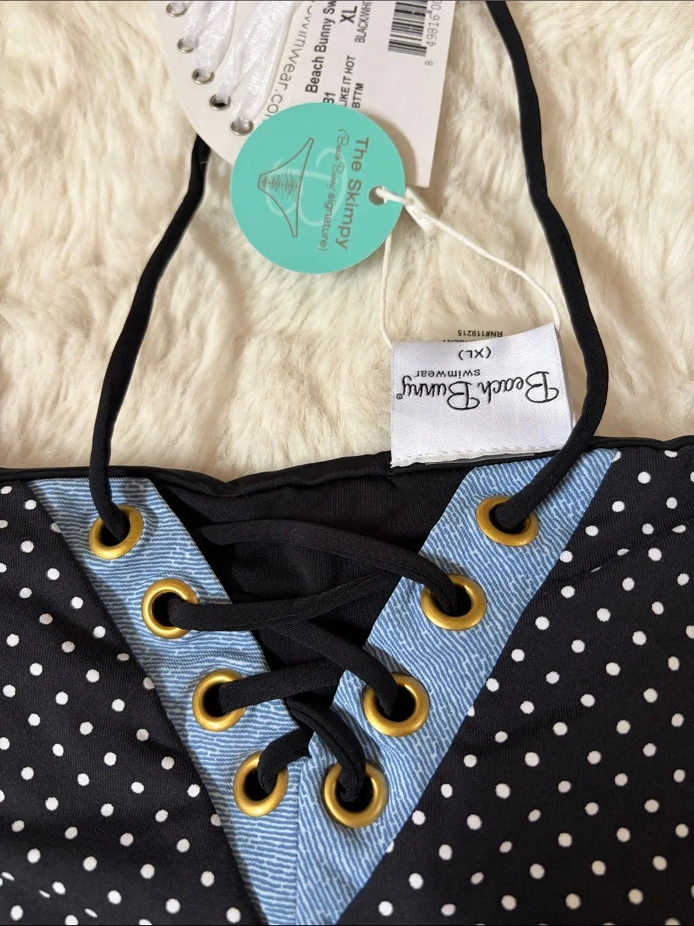 Beach bunny swimwear ! 💙